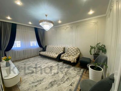 3-бөлмелі пәтер · 74.4 м² · 9/9 қабат, мкр Аксай-2 — Төлеби момышулы, бағасы: 350 000 ₸ в Алматы, Ауэзовский р-н