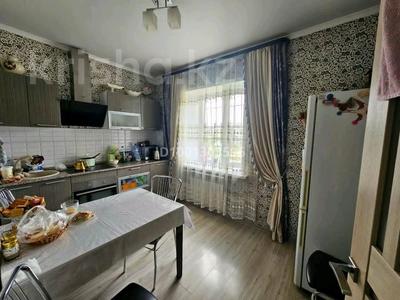 Пәтерлер в Акмолинской обл.: 1-бөлмелі пәтер · 43 м² · 1/5 қабат, есенберлина — роддом, бағасы: 16 млн 〒 1-бөлмелі пәтер · 43 м² · 1/5 қабат, есенберлина — роддом, бағасы: 16 млн 〒 в Кокшетау