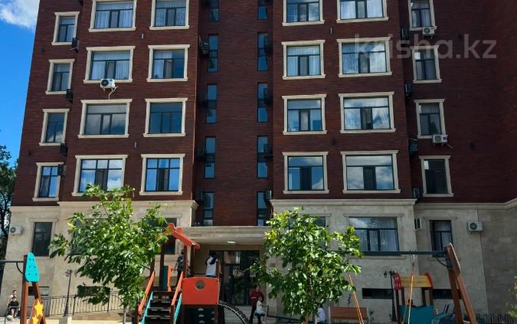2-комнатная квартира · 65 м² · 4/7 этаж, Нуртас Ондасынов 16 за 400 000 ₸ в Атырау — фото 2
