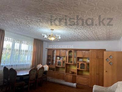 Часть дома · 4 комнаты · 100 м² · 7 сот., 78-Коммунароы 108А кв. 2 за ~ 14 млн ₸ в Каркаралинске