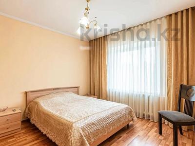 2-комнатная квартира · 66 м² · 4/5 этаж, мкр Самал-2 — Мендикулова Снегина за 25 000 〒 в Алматы, Медеуский р-н