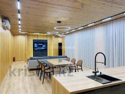 Жеке үй · 4 бөлме · 270 м², мкр Кенсай 121 — Выше кок тобе, бағасы: 150 000 〒 в Алматы, Медеуский р-н