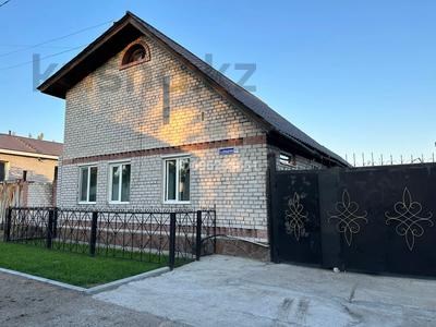 Продажа домов и дачи в Абай обл.: Отдельный дом · 6 комнат · 140 м² · 10 сот., Грищенко — Рсу-2, бывший офис Казахалтын за 40 млн 〒 Отдельный дом · 6 комнат · 140 м² · 10 сот., Грищенко — Рсу-2, бывший офис Казахалтын за 40 млн 〒 в Семее, мкр Красный Кордон