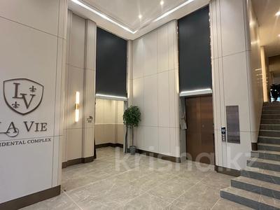2-комнатная квартира · 71.5 м² · 7/18 этаж, Кошкарбаева 1 — Момышулы за 65.5 млн ₸ в Астане, Алматы р-н