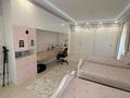 7-бөлмелі пәтер · 300 м² · 2/5 қабат, 16-ш/а. 36, бағасы: 150 млн ₸ в Актау, 16-й мкр  — фото 9
