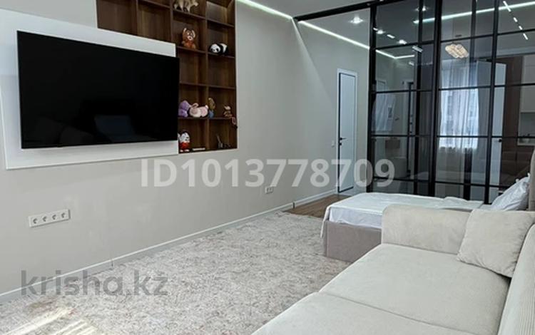 3-комнатная квартира · 90 м² · 16 этаж, Абая 160 за 50 000 ₸ в Алматы, Бостандыкский р-н — фото 2