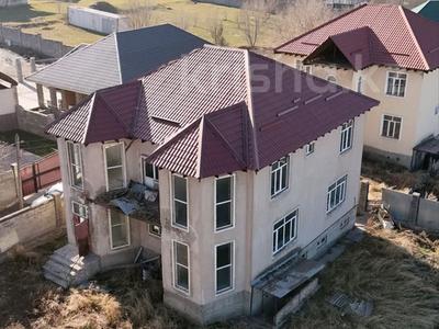 Отдельный дом · 7 комнат · 360 м² · 8 сот., Нурлы 42 за 70 млн 〒 в Жанатурмысе