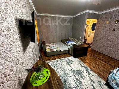 Продажа квартир в Карагандинской обл.: 2-комнатная квартира · 44 м² · 3/5 этаж, Абая 10 за 12 млн 〒 2-комнатная квартира · 44 м² · 3/5 этаж, Абая 10 за 12 млн 〒 в Балхаше
