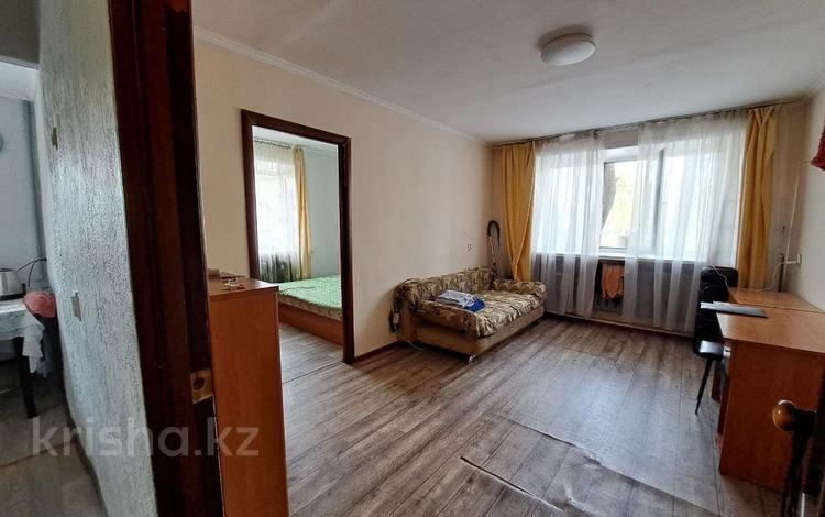 2-комнатная квартира · 46 м² · 1/5 этаж, мкр Новый Город, Крылова за 14.9 млн ₸ в Караганде, Казыбек би р-н — фото 2