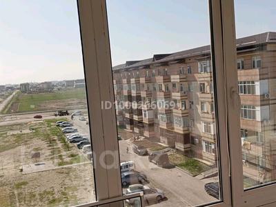 2-комнатная квартира · 58 м² · 5/5 этаж, Ұлы дала 15 мкр 23 — Находится возле 64 школы за 18 млн ₸ в Таразе