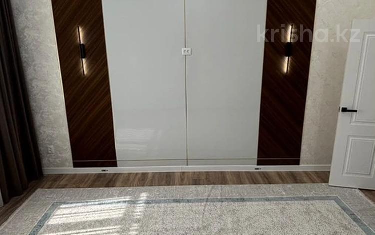 2-бөлмелі пәтер · 70 м² · 2/5 қабат, 35-ш/а. 37, бағасы: 23 млн ₸ в Актау, 35-мкр — фото 2