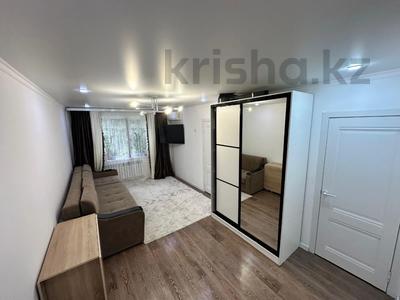 2-комнатная квартира · 45 м² · 2/4 этаж, Абая 52а за 300 000 ₸ в Алматы, Бостандыкский р-н