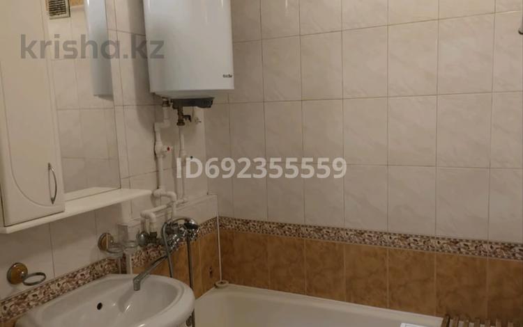 2-комнатная квартира · 44 м² · 2/5 этаж, мкр Новый Город, Н. Абдирова 41 за 170 000 〒 в Караганде, Казыбек би р-н — фото 2