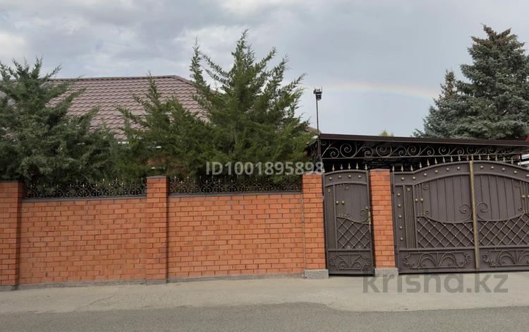 Үйдің бір бөлігі · 5 бөлме · 130 м² · 5 жүзд., А. Жанзакова, бағасы: 48 млн ₸ в Актобе — фото 40