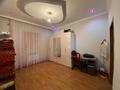 Жеке үй · 6 бөлме · 195 м² · 10 жүзд., Самал 11 көше 107 — Батыр Самал 11, 107 үй, бағасы: 25 млн ₸ — фото 13