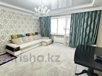 3-комнатная квартира, 107 м², 1/10 этаж, мкр. Алтын орда, Молдагулова 60/1 за 50 млн 〒 в Актобе, мкр. Алтын орда