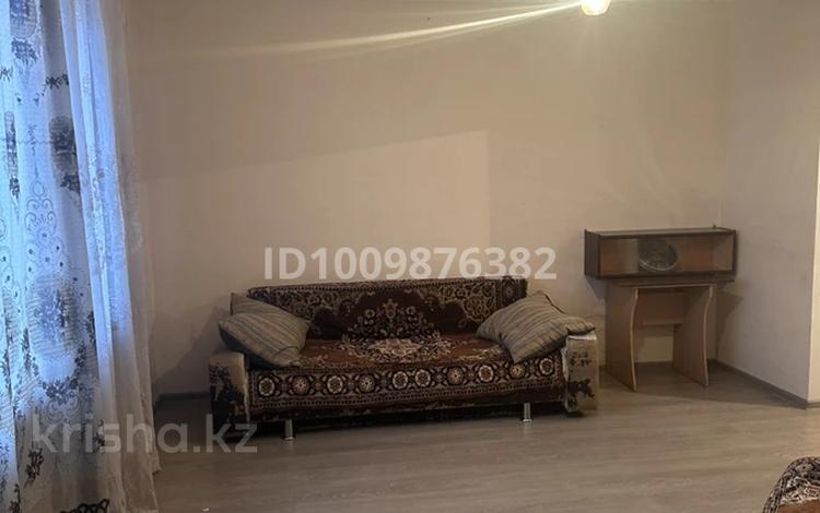 1-комнатная квартира · 42 м² · 3/13 этаж, мкр Нуркент 62 за 150 000 ₸ в Алматы, Алатауский р-н — фото 2