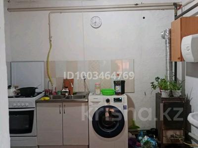 Отдельный дом · 4 комнаты · 100 м² · 10 сот., Молдарбекова — Залиний за 20 млн ₸ в Таразе