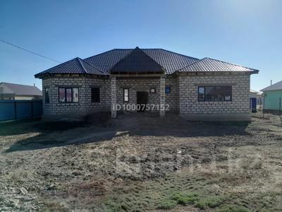 Отдельный дом · 5 комнат · 250 м² · 8 сот., 15 — Возле мечети за 17 млн 〒 в Еркинкале