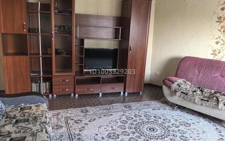 2-бөлмелі пәтер · 57 м² · 9/9 қабат, Богембай улы 46, бағасы: 160 000 ₸ в Семее — фото 2