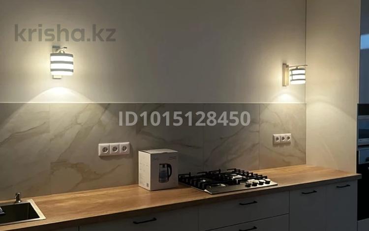 2-бөлмелі пәтер · 83 м² · 3/9 қабат, Самал 72/3, бағасы: 210 000 ₸ в Уральске — фото 2