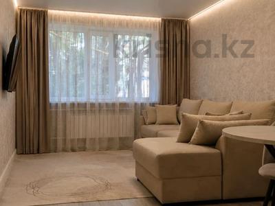3-комнатная квартира · 58 м² · 1/5 этаж, Гоголя 33/2 за 25 000 ₸ в Караганде, Казыбек би р-н