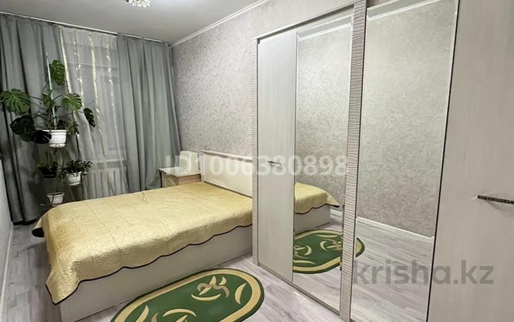 5-бөлмелі пәтер · 98 м² · 5/5 қабат, мкр Сайрам , улица Еримбетова 32 — по улице Еримбетова за магазином Куаныш, бағасы: 35 млн ₸ в Шымкенте, Аль-Фарабийский р-н — фото 2
