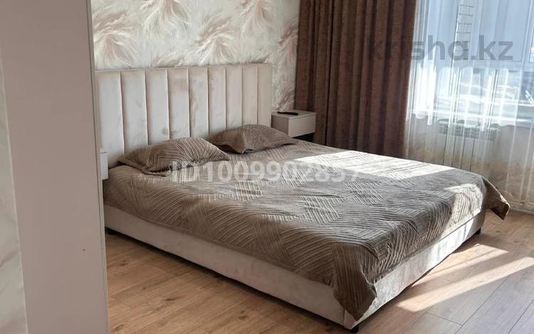 3-комнатная квартира · 87 м² · 3/5 этаж, Строителей 34 за 25 млн ₸ в Аксу — фото 18