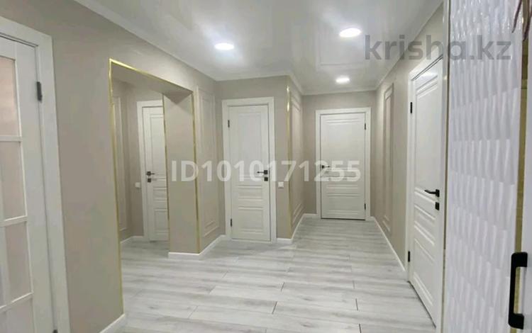 3-бөлмелі пәтер · 76 м² · 3/9 қабат, Нур Актобе — Нур Сити 4мкр, бағасы: 23.5 млн ₸ — фото 2