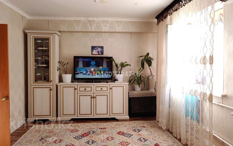 3-комнатная квартира · 70 м² · 1/5 этаж, Рауан 14 за 18 млн ₸ в Жанаозен — фото 2