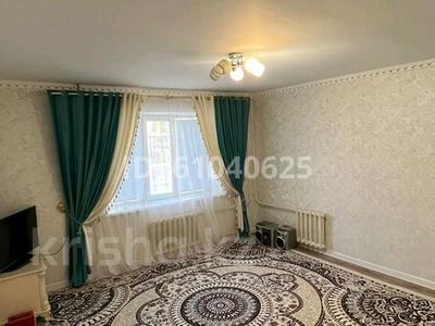 4-комнатная квартира · 115 м² · 1/5 этаж, Сырдария мик 19 — Мешіт ,264мектеп,ана мен бала,смол обл акимат,бала бақша,онер орталыгы за 29 млн ₸ в 