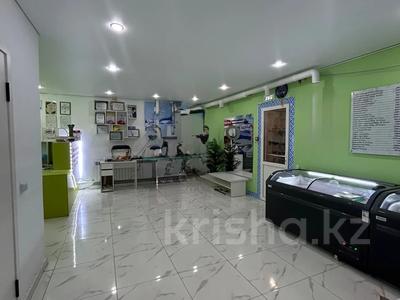 Свободное назначение, офисы, магазины и бутики, склады, общепит, салоны красоты, медцентры и аптеки, образование, развлечения · 278.1 м² за 27.5 млн 〒 в Уральске