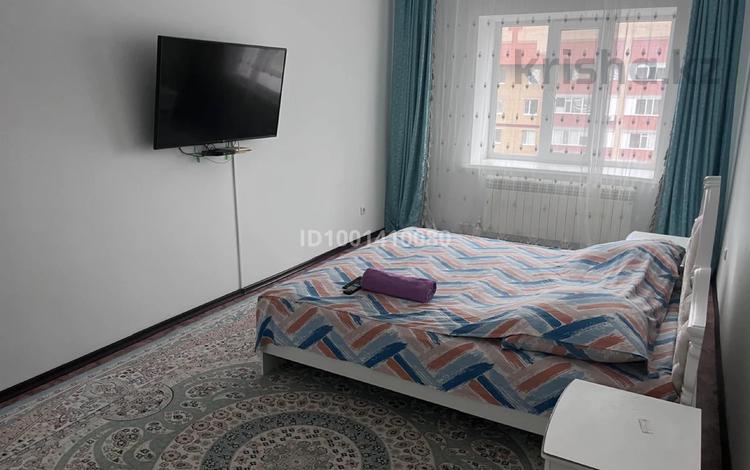 3-комнатная квартира · 85 м² · 8/9 этаж, Нур Актобе, Нур Актобе 2 микрорайон 36 — 2 мкр 36 дом, 60 школа, Патша бала, Авеню кафе за 20 000 〒 — фото 2