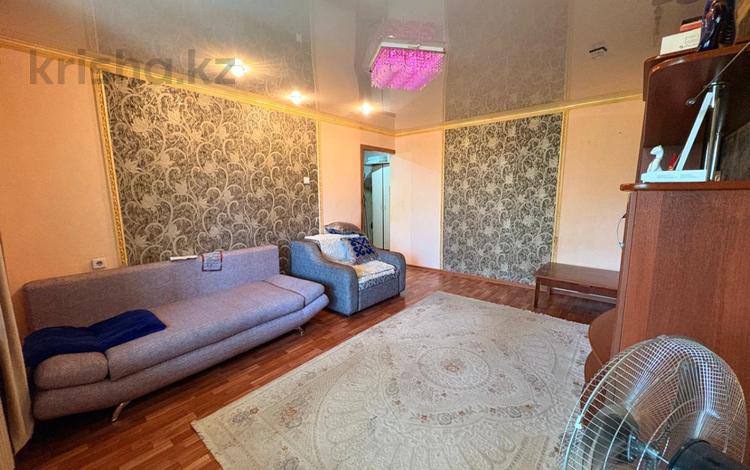 3-бөлмелі пәтер · 59.4 м² · 4/5 қабат, Королева 92, бағасы: ~ 11.5 млн ₸ в Экибастузе — фото 13