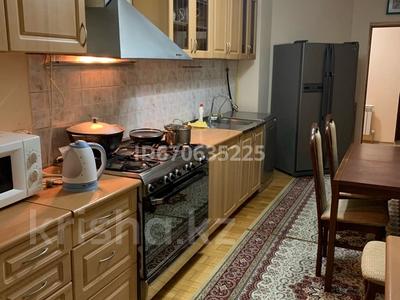 Пәтерлер в Кызылординской обл.: 4-бөлмелі пәтер · 150 м² · 5/6 қабат, Муратбаева 1 — Скаткова, бағасы: 450 000 〒 4-бөлмелі пәтер · 150 м² · 5/6 қабат, Муратбаева 1 — Скаткова, бағасы: 450 000 〒 в