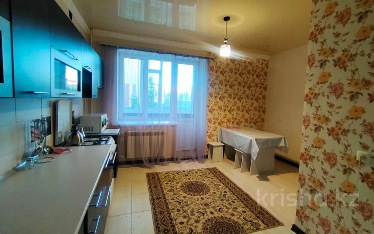 1-бөлмелі пәтер · 45 м² · 1/5 қабат, мкр. Алтын орда, бағасы: 18.3 млн ₸ в Актобе — фото 3