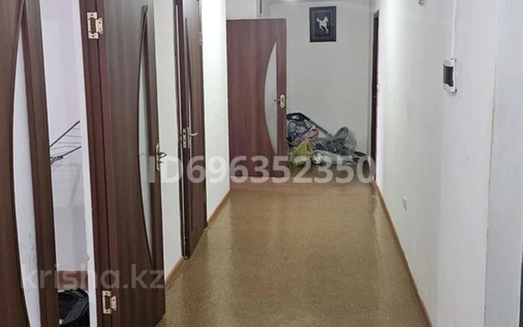 3-бөлмелі пәтер · 80 м² · 2/9 қабат, 32А мкр 29, бағасы: 21 млн ₸ в Актау — фото 2