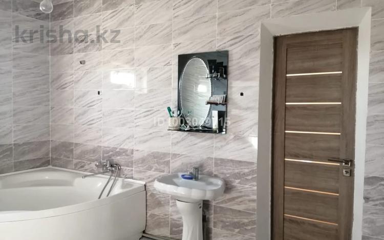 Жеке үй · 8 бөлме · 138 м² · 15 жүзд., Бектөбе ш/а. 16, бағасы: 22 млн ₸ в Таразе, мкр Бектобе — фото 11