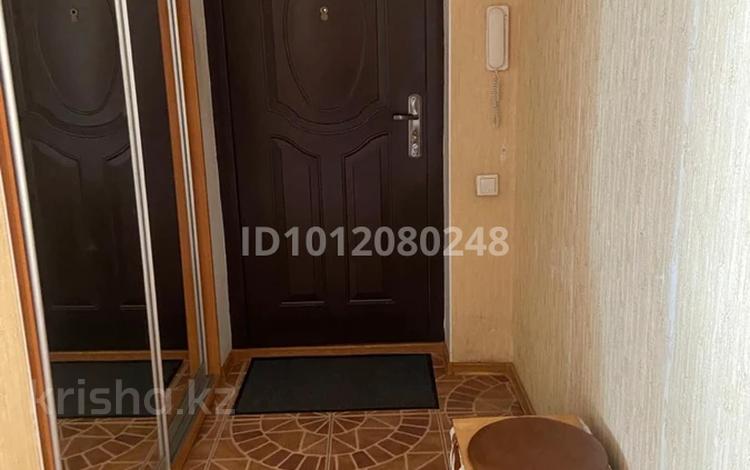 3-бөлмелі пәтер · 78.9 м² · 4/10 қабат, мкр 12 20 — рядом супермаркет Дина, садик Нурсат, 52,56 школа, бағасы: 34 млн ₸ в Актобе — фото 2