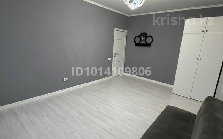 1-комнатная квартира · 43 м² · 1/5 этаж, Водник 2 67 — В районе газового хозяйства за 27.5 млн ₸ в Боралдае (Бурундай), мкр Водник-2 — фото 2