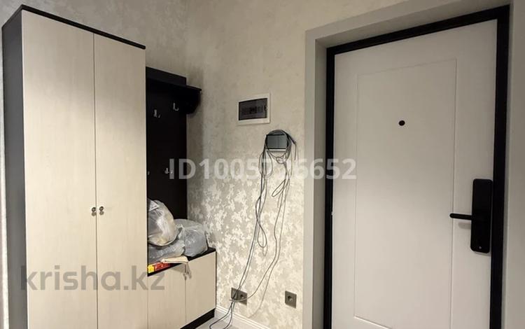 2-комнатная квартира · 40 м² · 5/12 этаж, Керей-Жанибек хандар за 270 000 ₸ в Астане, Есильский р-н — фото 3