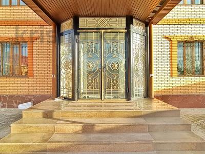 Отдельный дом · 8 комнат · 350 м² · 10 сот., Район Западный за 100 млн 〒 в Талдыкоргане