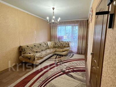 4-комнатная квартира · 64 м² · 2/5 этаж, Мкр. Восток-2 13 за 22.9 млн ₸ в Караганде