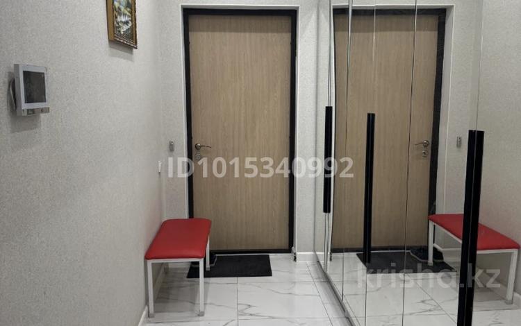 2-комнатная квартира · 75 м² · 9/12 этаж, Сыганак 17 за 400 000 ₸ в Астане, Нура р-н — фото 6