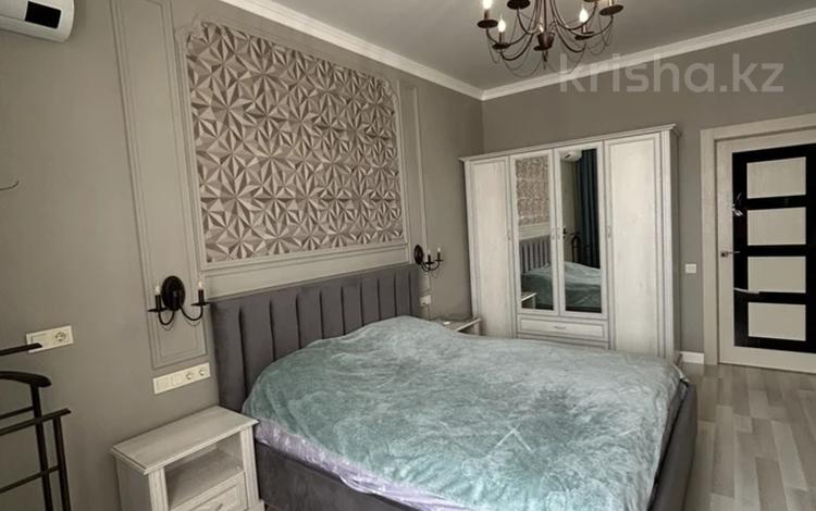 2-комнатная квартира · 80 м² · 14/17 этаж, 17-й мкр 23 за 350 000 ₸ в Актау — фото 2