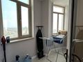2-комнатная квартира · 80 м² · 14/17 этаж, 17-й мкр 23 за 350 000 ₸ в Актау — фото 9