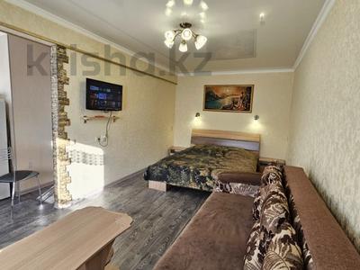 1-комнатная квартира · 32 м² · 5/5 этаж, Маяковского 6 — Карбышева за 13 000 ₸ в Усть-Каменогорске