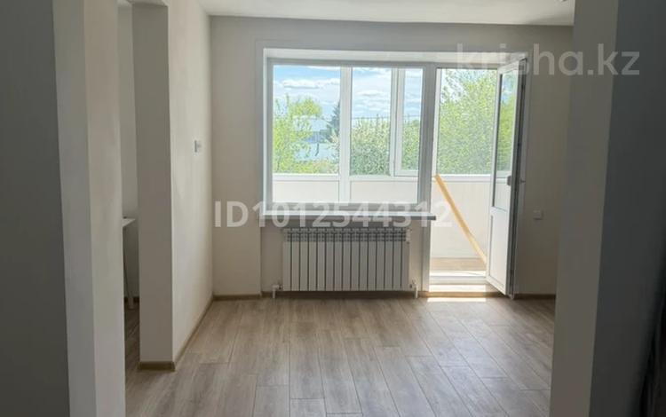 1-комнатная квартира · 40 м² · 2/2 этаж, Аблай-Хана 92 за 9.7 млн ₸ в Балкашине — фото 2