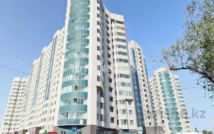 3-комнатная квартира · 96 м² · 3/16 этаж, Абая 150/230 за 73 млн ₸ в Алматы, Бостандыкский р-н — фото 2
