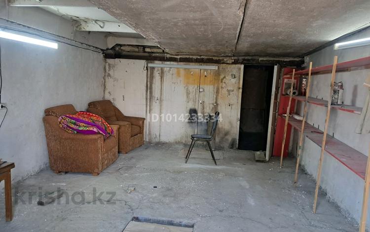 Гараж · 36 м² · 25-й мкр — Гск Монтажник за Сто Танатаром . за 40 000 ₸ в Актау — фото 2